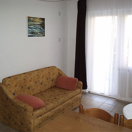 Hotel Papic Okrug Gornji Exterior foto